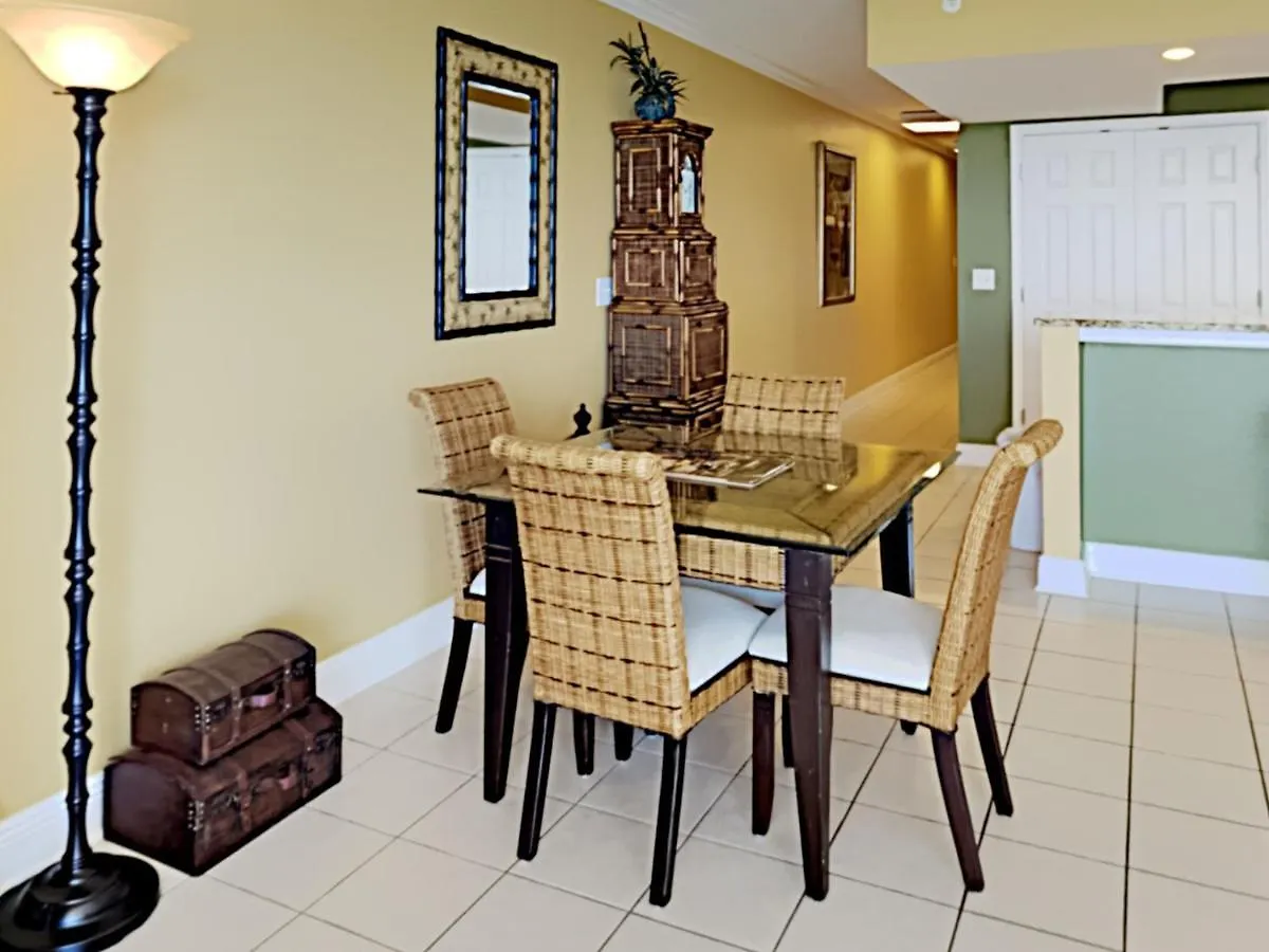 Emerald Beach 928 Panama City Beach Apartment